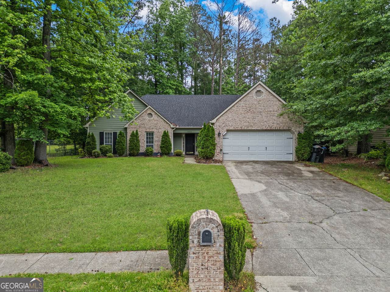 1642 Ashmar Lane - Photo 1