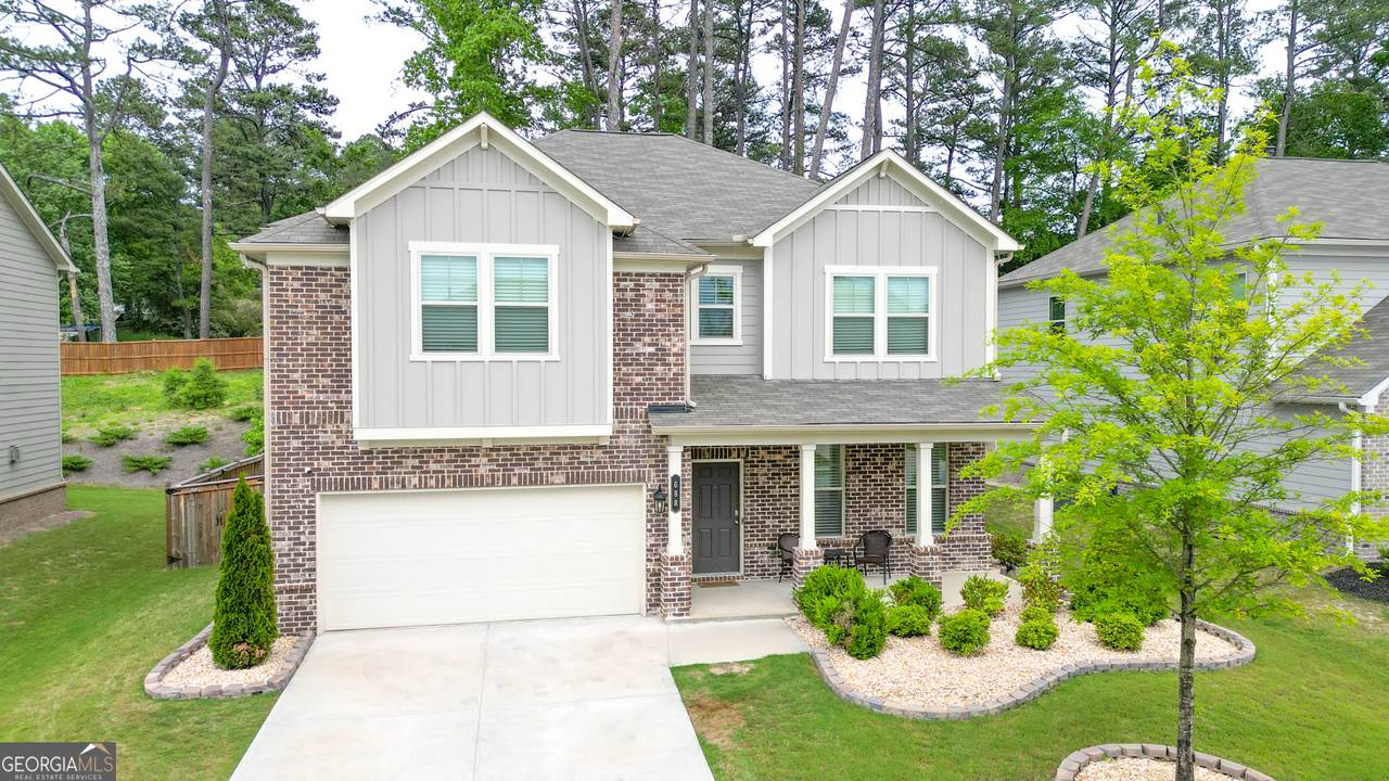 688 Saffron Boulevard - Photo 1