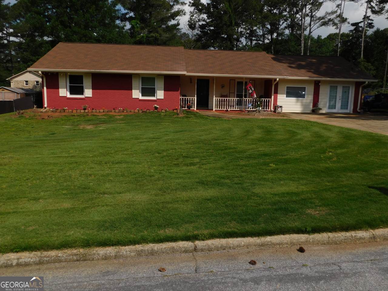 1830 Brandy Lane - Photo 1
