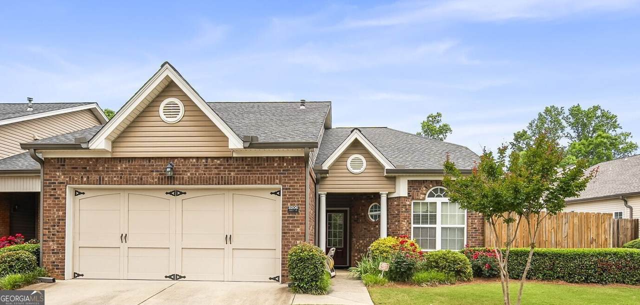 3206 Abbott Drive - Photo 1