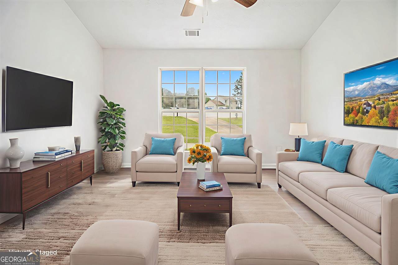 1104 Driftwood Court - Photo 1