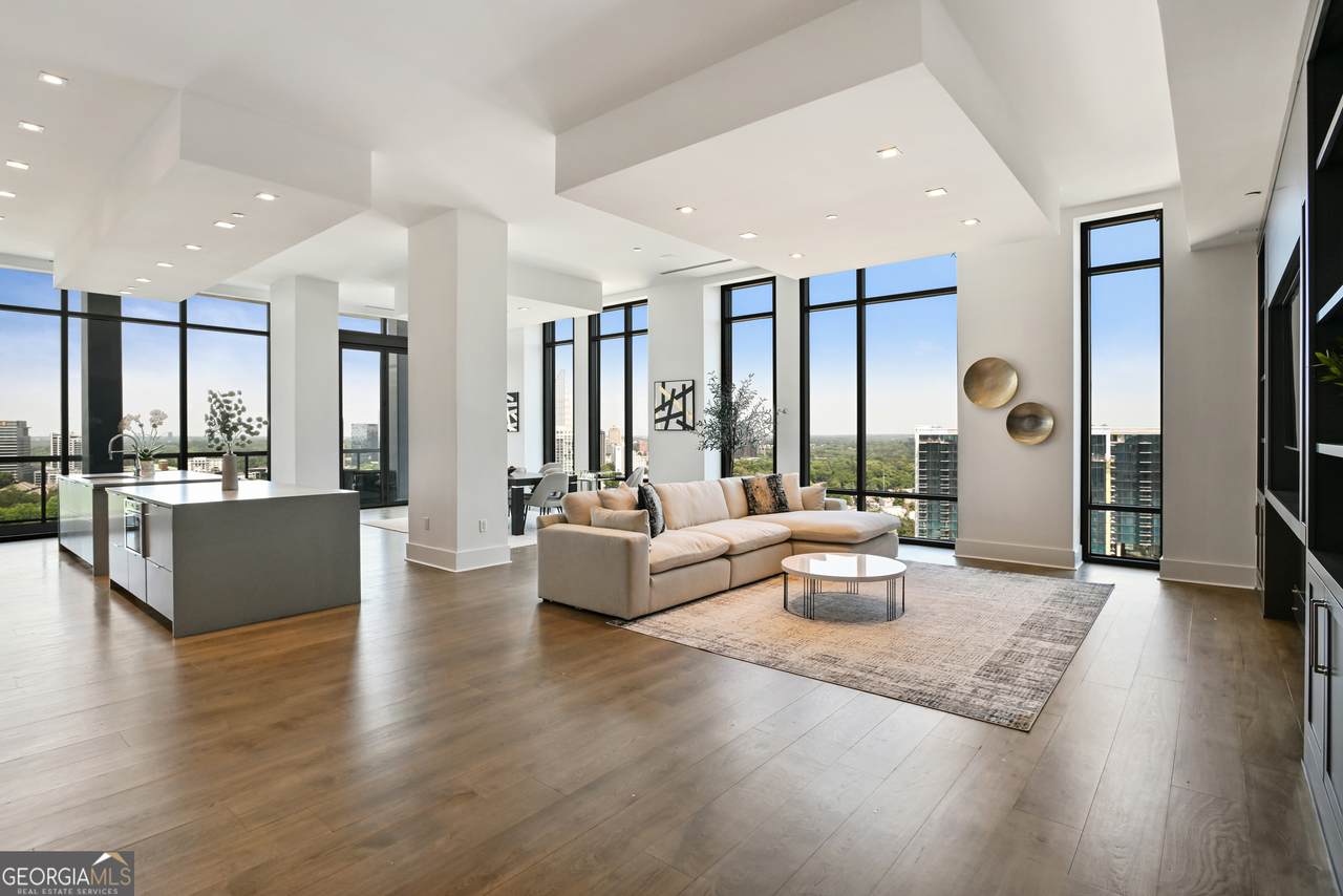 3107 Peachtree Road - Photo 1