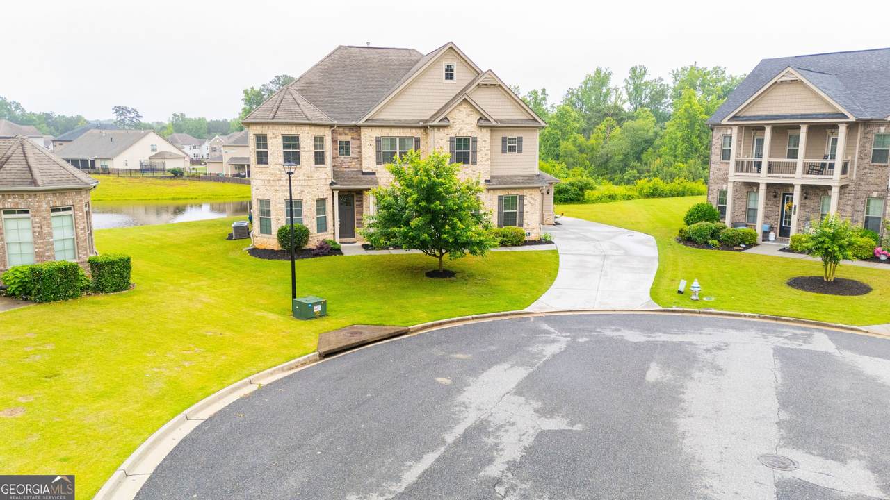 6390 Yellow Birch Street - Photo 1