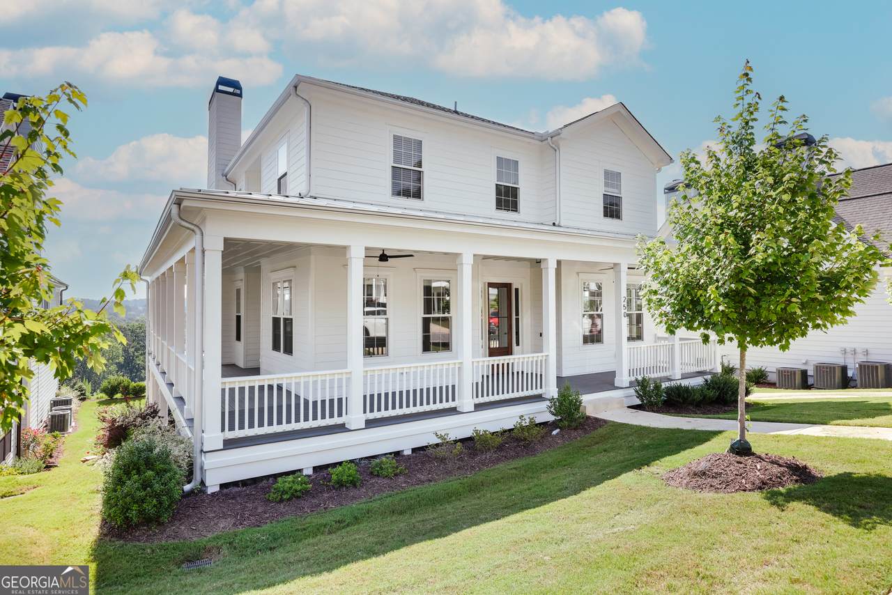 250 Highpointe Lane - Photo 1