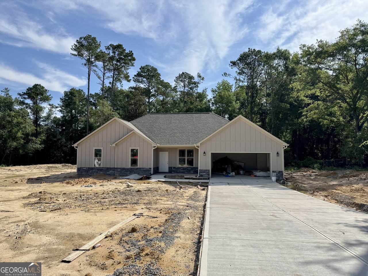 144 Country World Drive - Photo 1