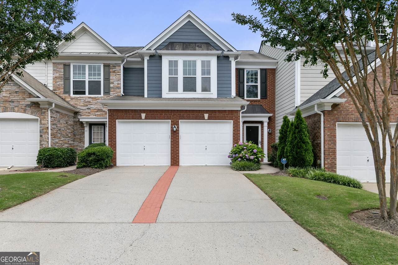 110 Finchley Drive - Photo 1