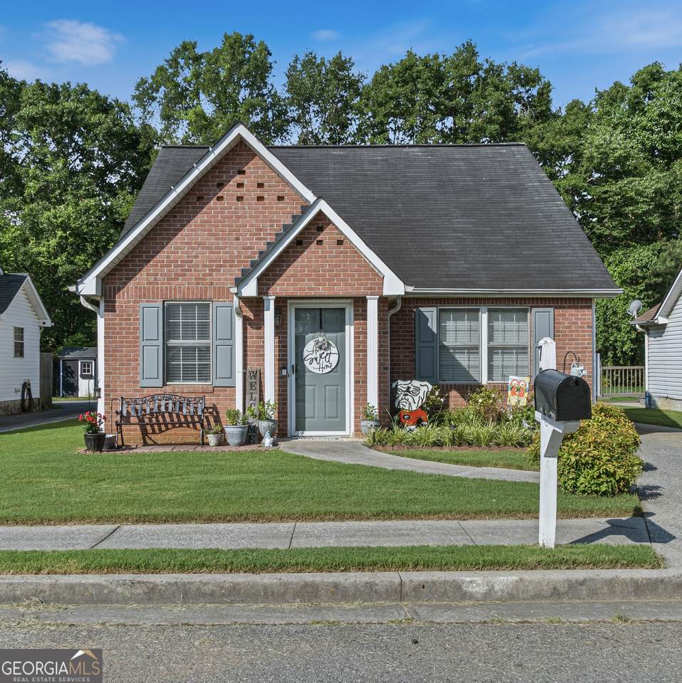 70 Pointe North Drive - Photo 1