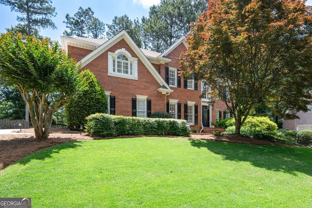 410 Beechwood Lane - Photo 1