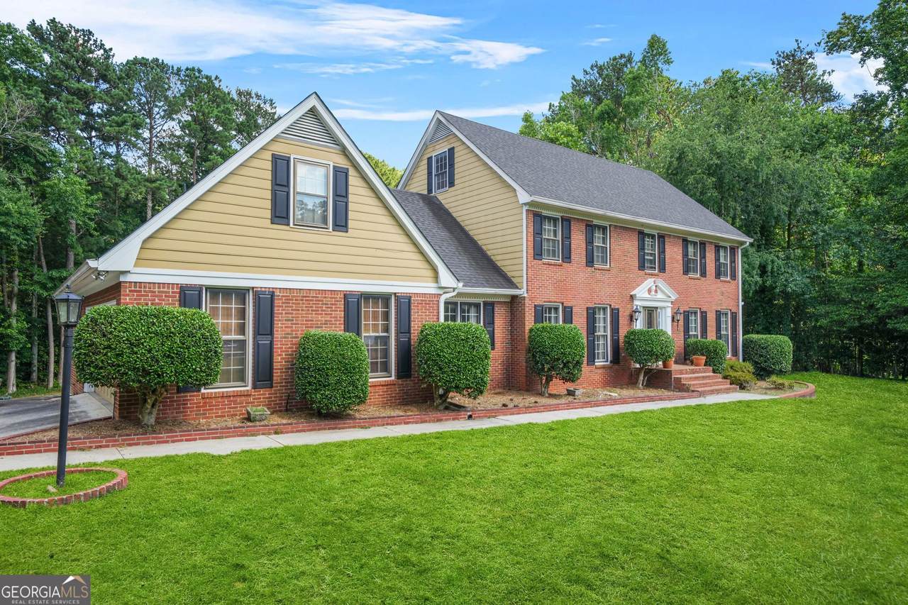 385 Dix Lee On Drive - Photo 1