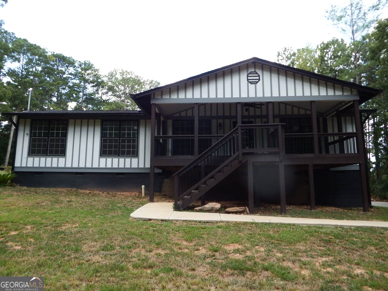 1425 Rogers Lake Road - Photo 1