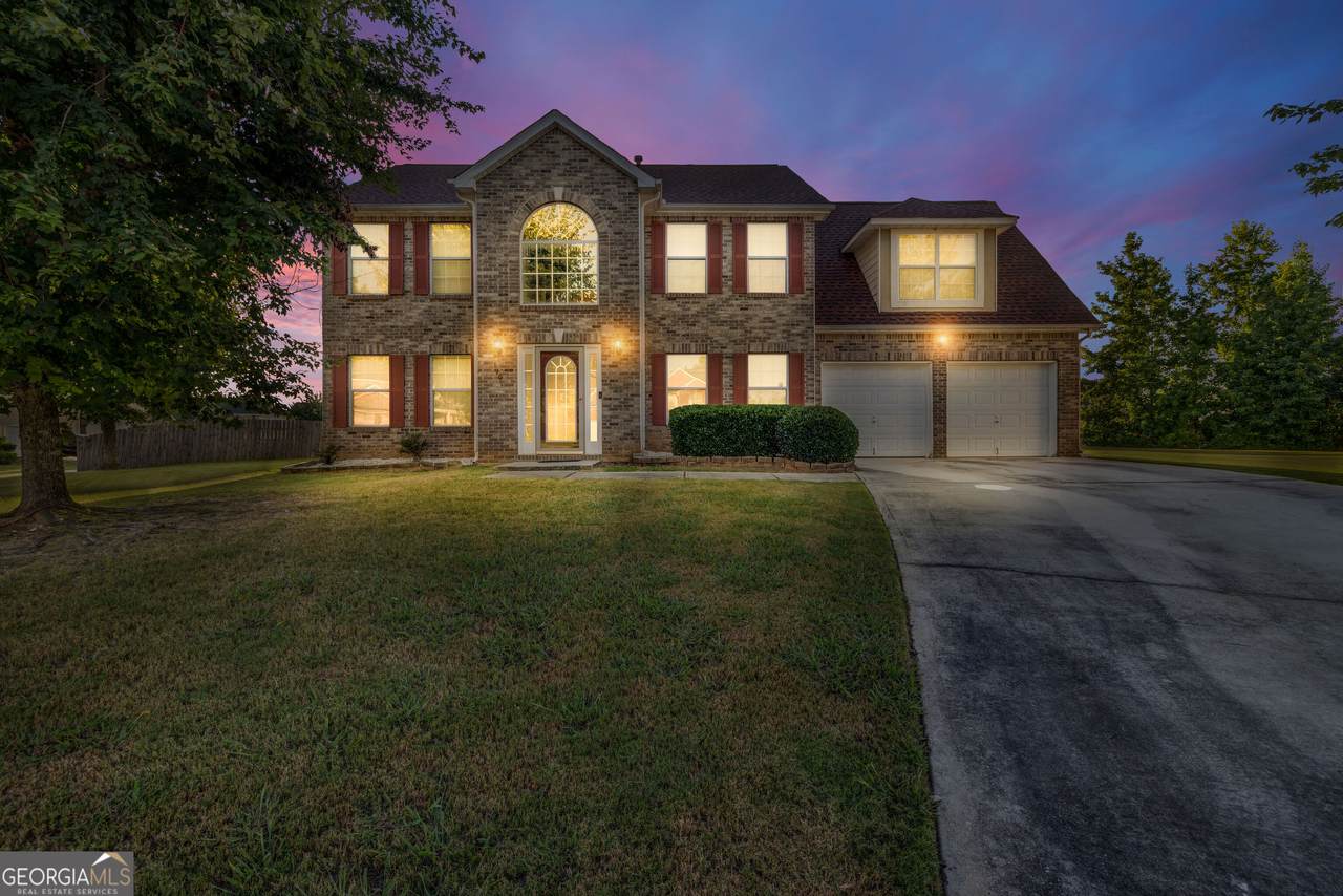 1903 Cobblestone Court - Photo 1