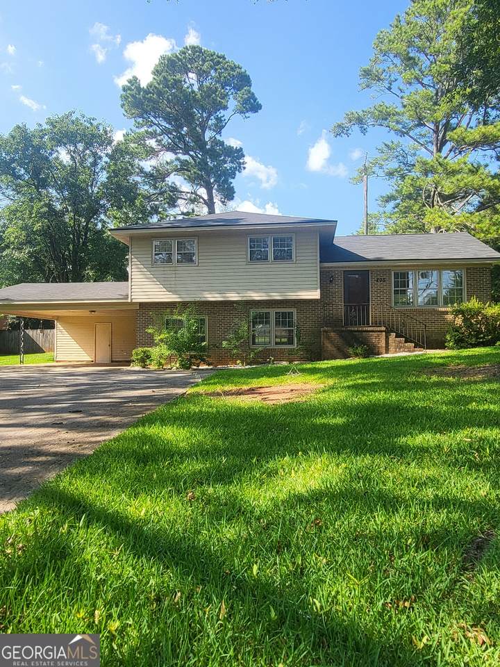 205 Herbert Street - Photo 1