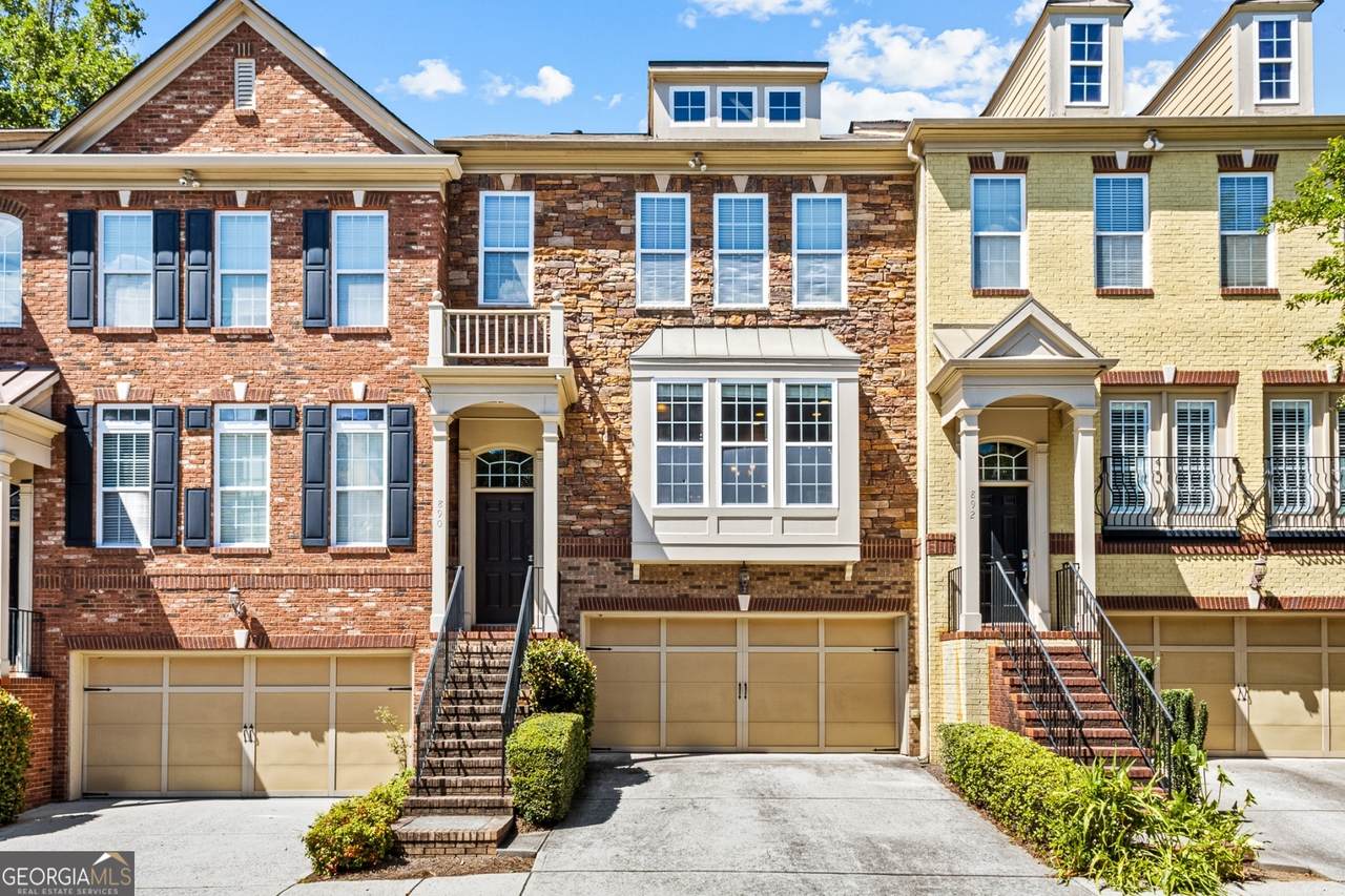 890 West Road - Photo 1