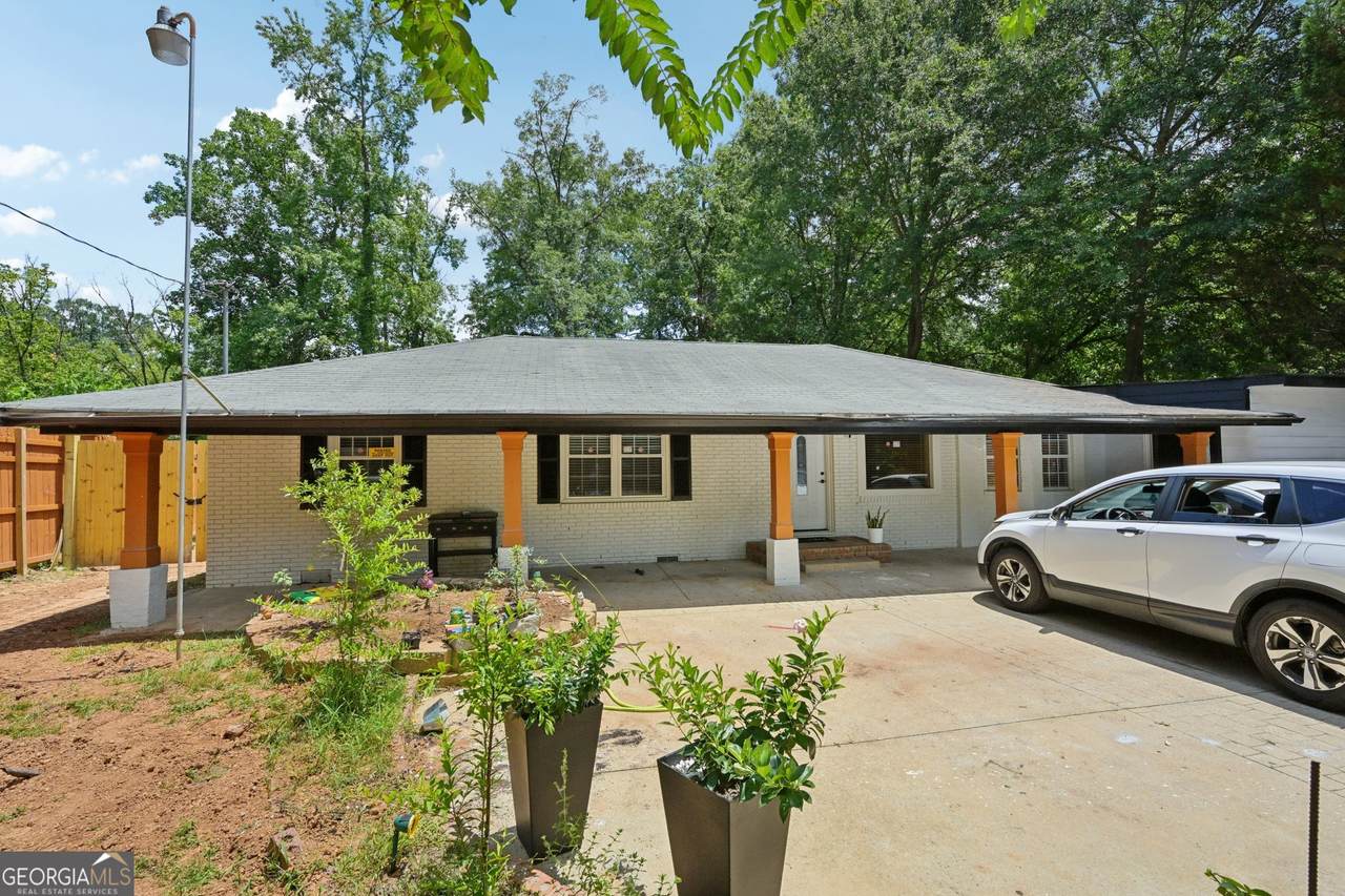 5950 Springview Drive - Photo 1
