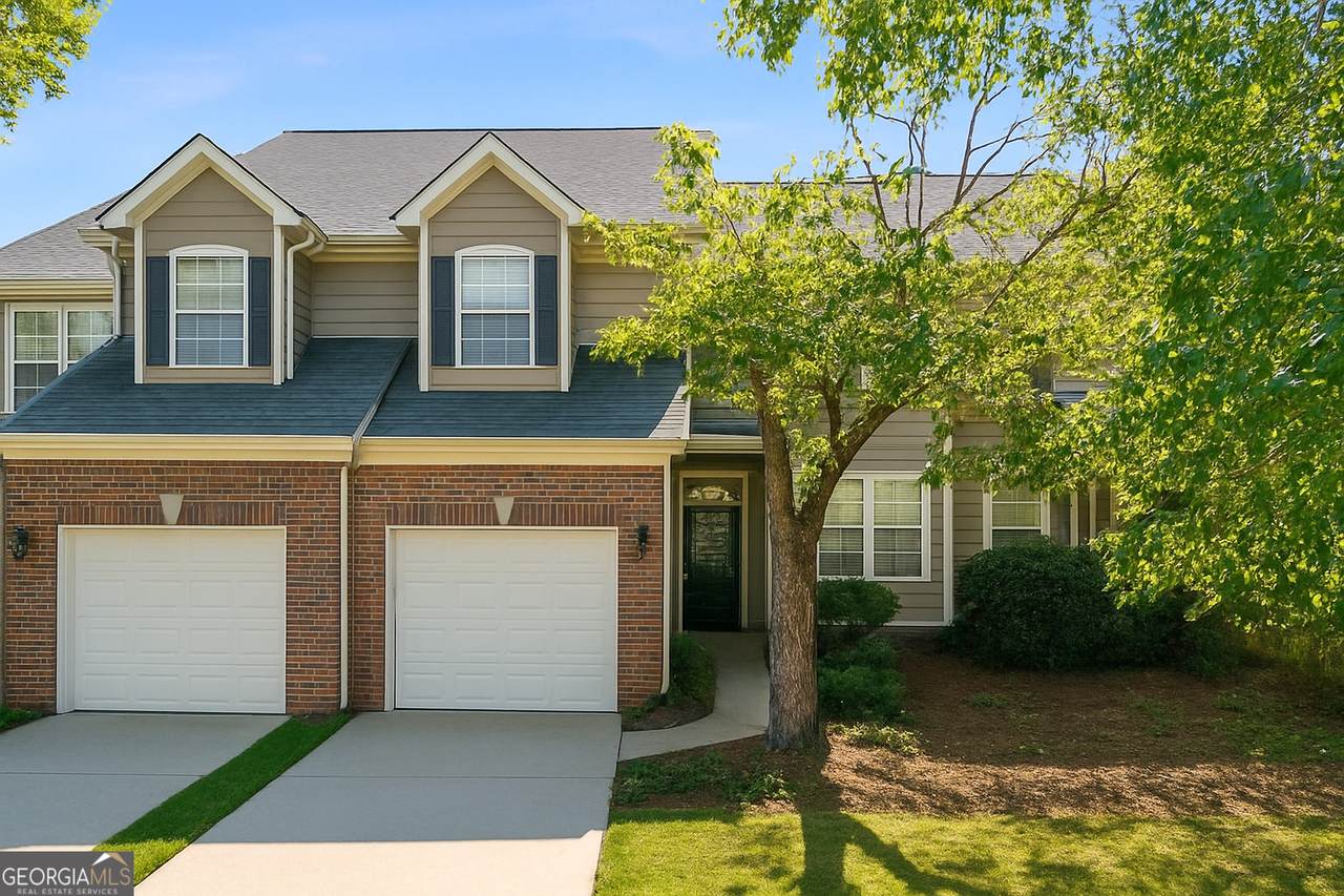 500 Fraser Street - Photo 1