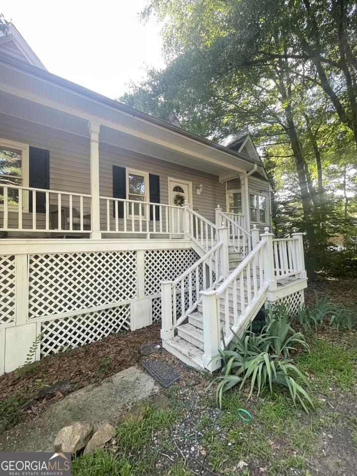 310 Chadwick Court - Photo 1