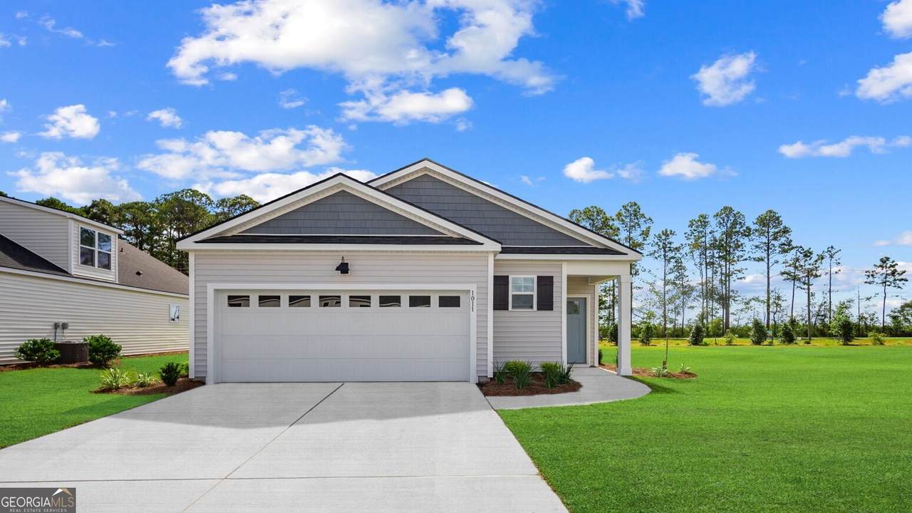 1011 Lakes Boulevard - Photo 1