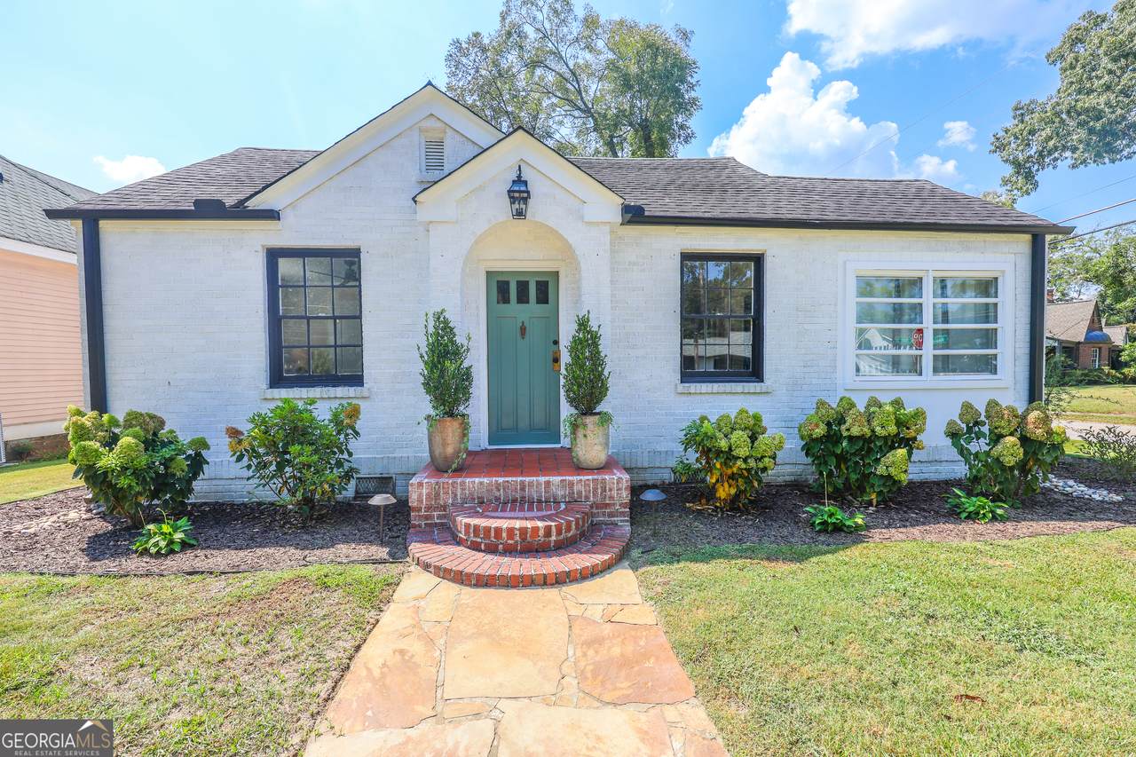 801 Main Street - Photo 1