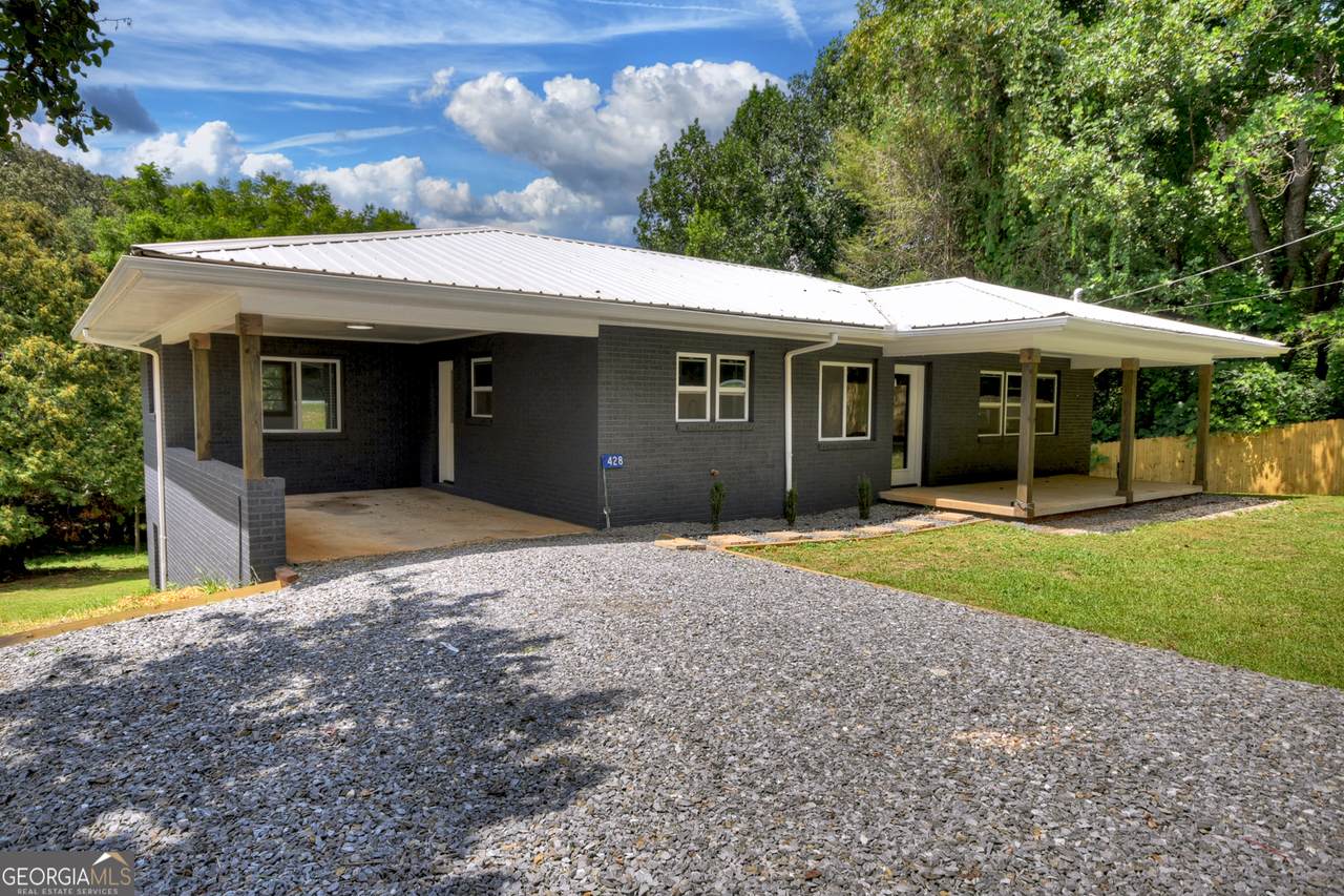 428 Kingtown Street - Photo 1