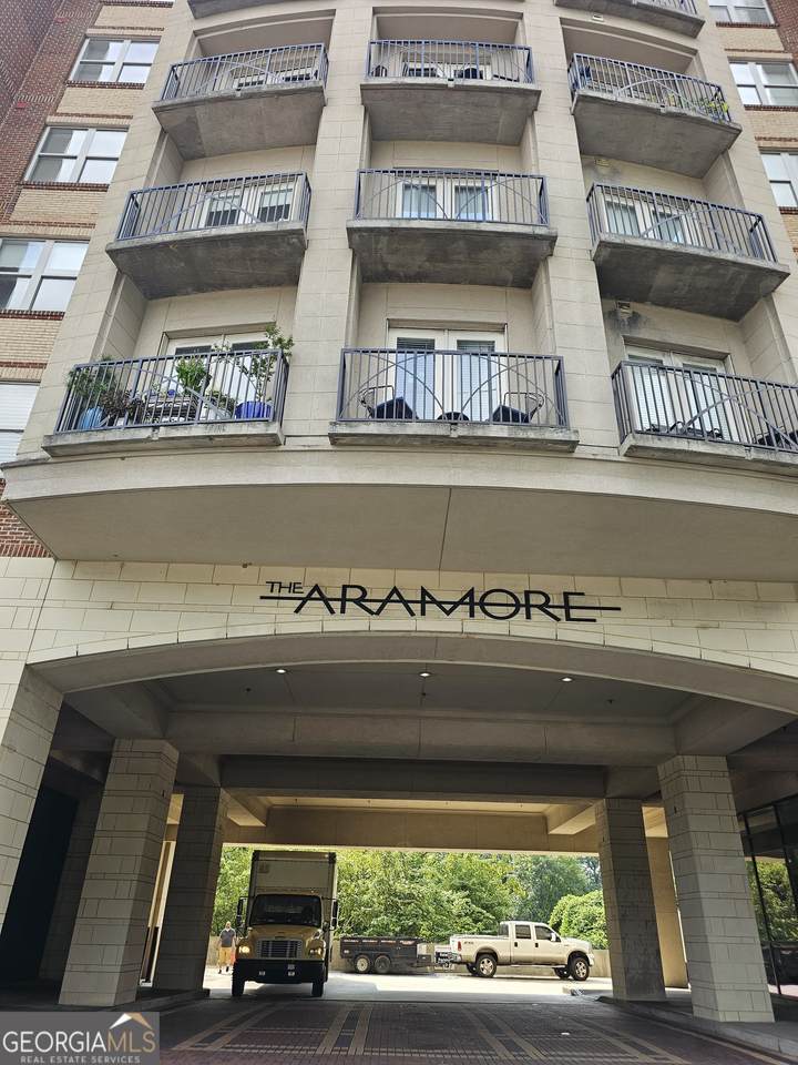 2277 Peachtree Road - Photo 1