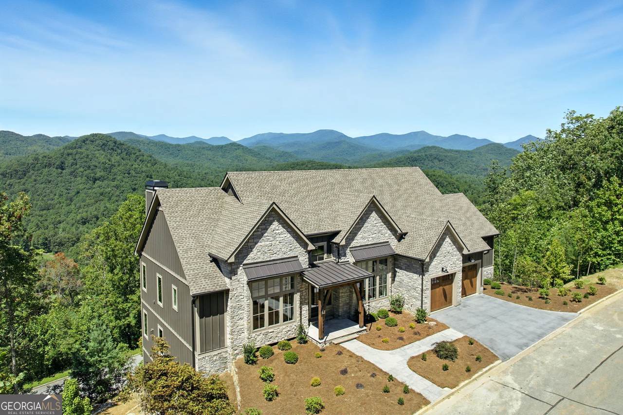 608 Winterberry Drive - Photo 1