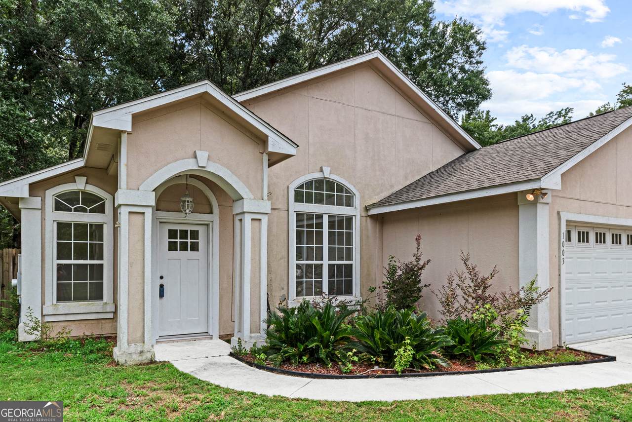 1003 Charles Gilman Jr Avenue - Photo 1