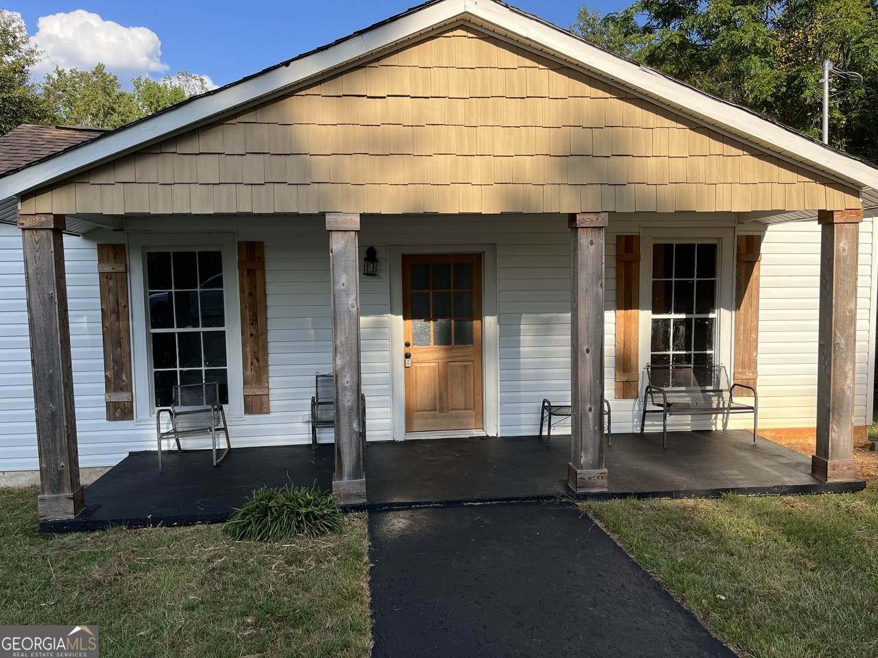 802 Jd Parham Drive - Photo 1