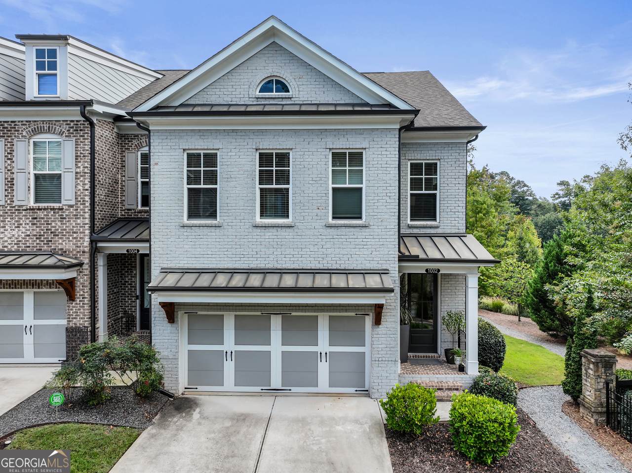 1002 Towneship Way - Photo 1