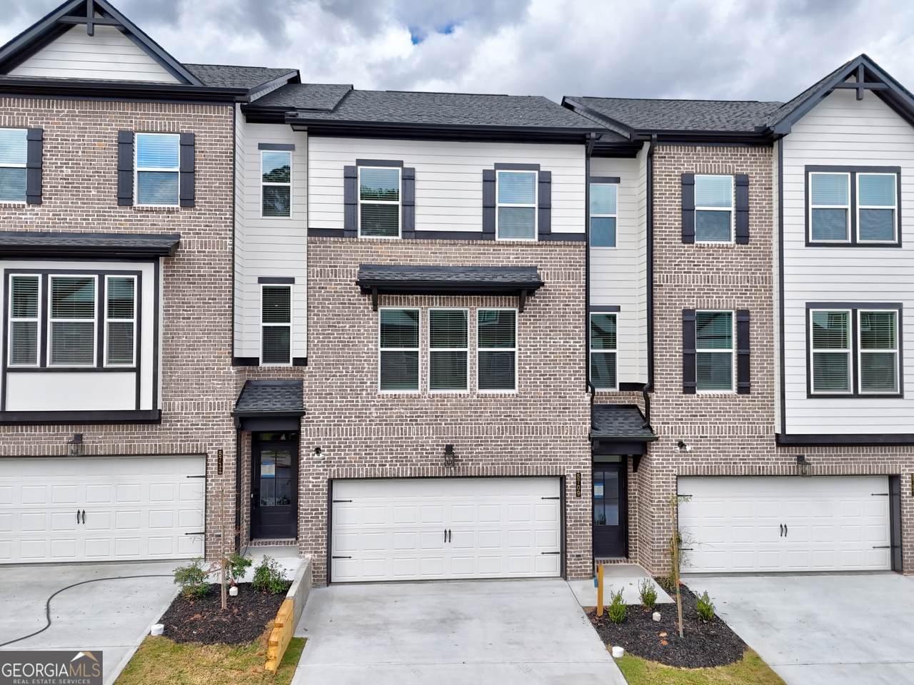 5709 Urban Village Way - Photo 1