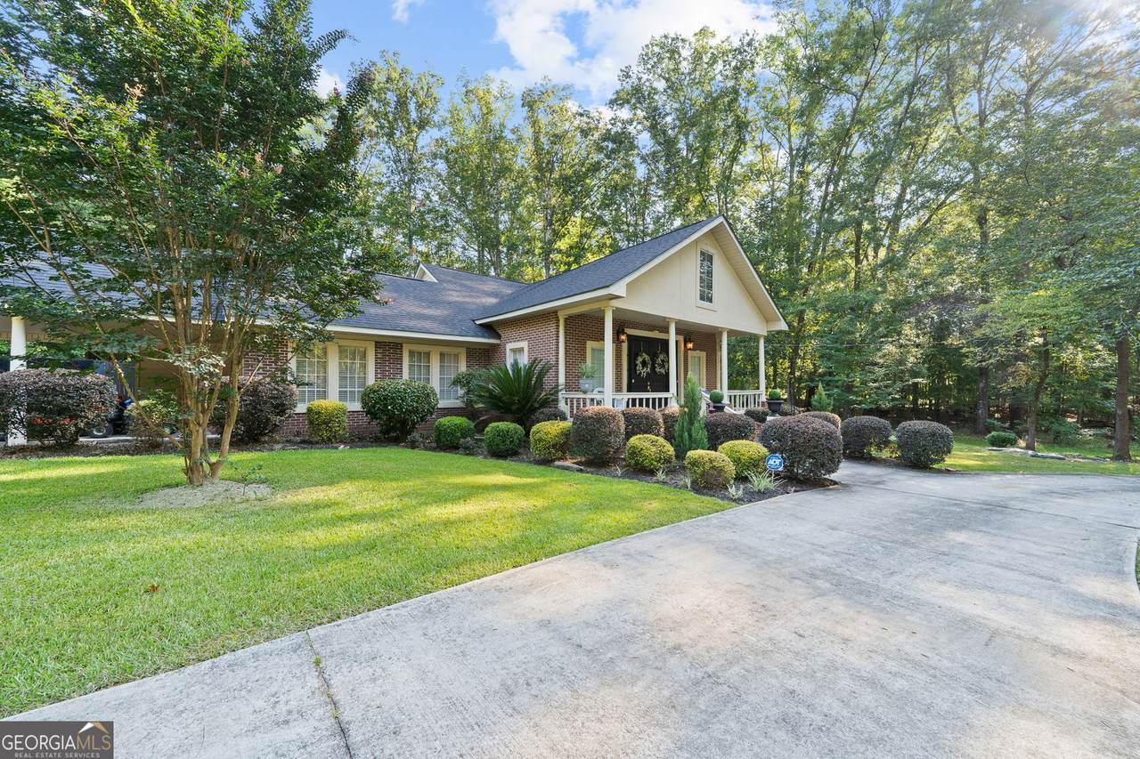 156 Log Cabin Road - Photo 1