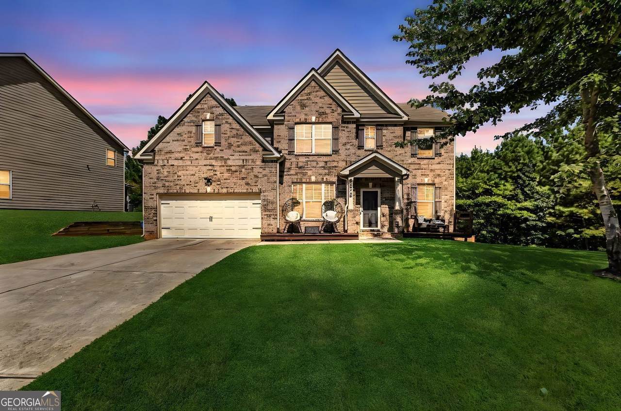 2746 Dayview Lane - Photo 1