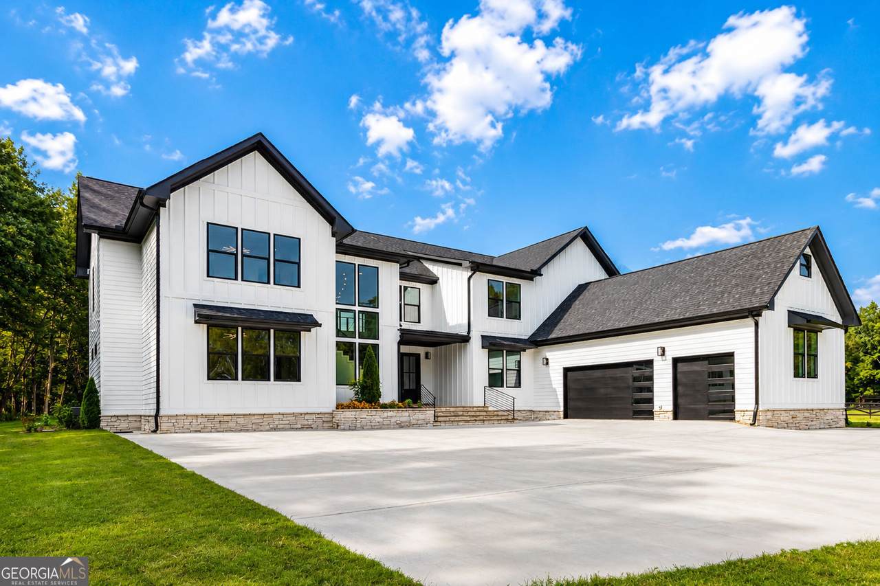 1604 Greendale Road - Photo 1
