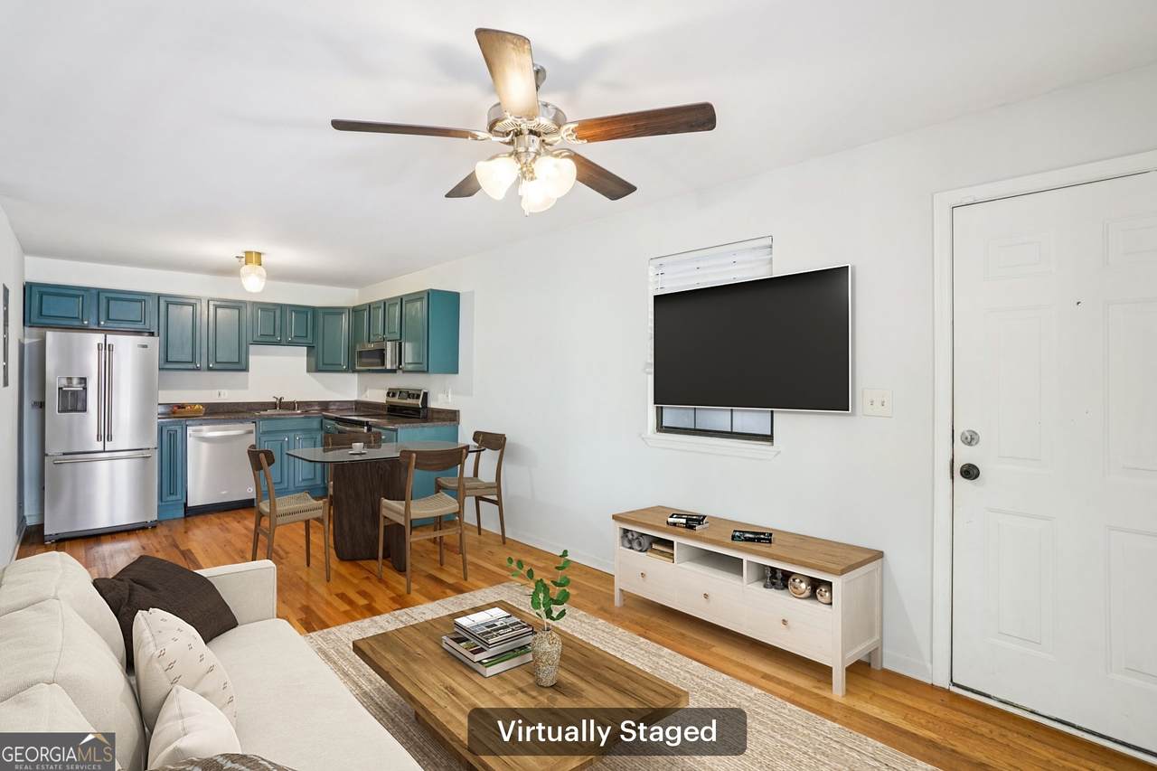 890 Glendale Terrace - Photo 1