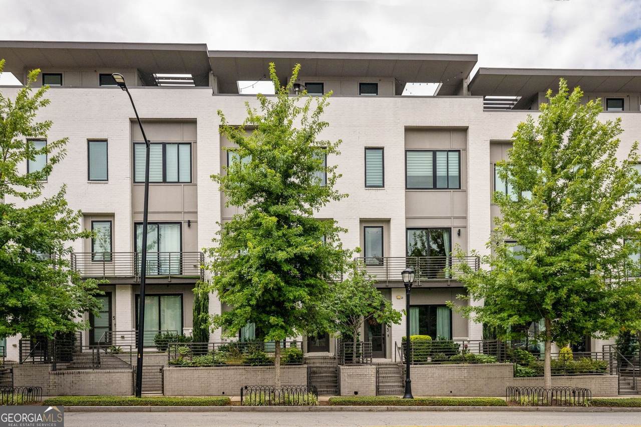 550 Highland Avenue - Photo 1