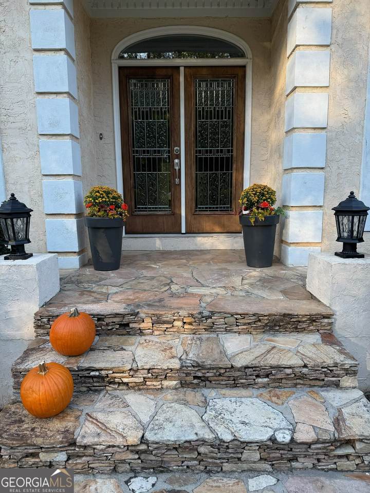 110 Kylemore Pass - Photo 1