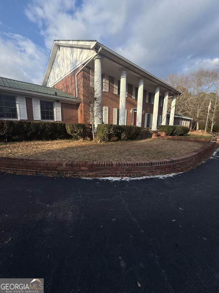 3861 Newnan Road - Photo 1