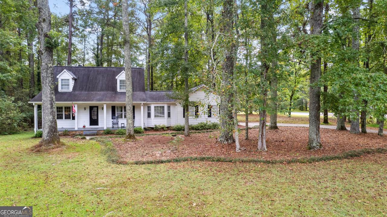 100 Carrollwood Drive - Photo 1