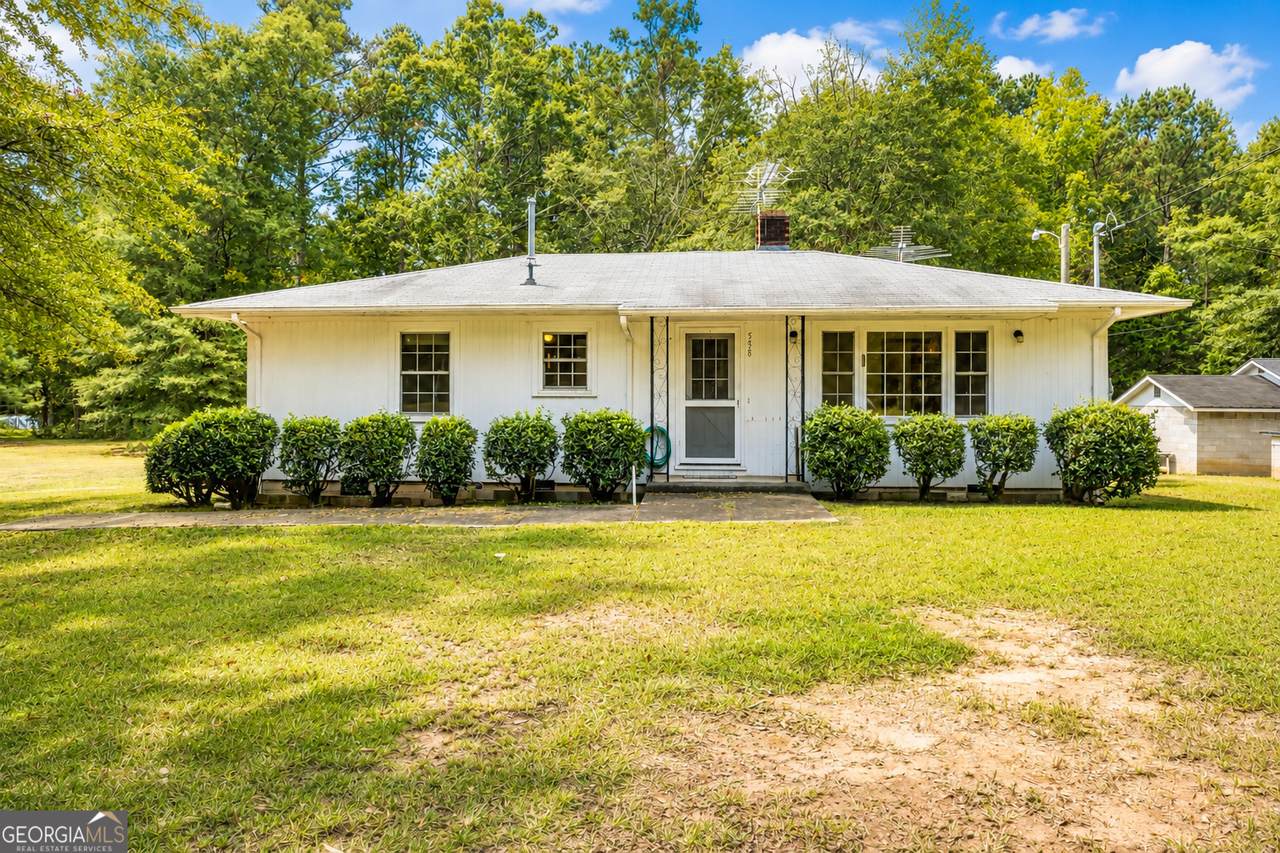 538 Inman Road - Photo 1