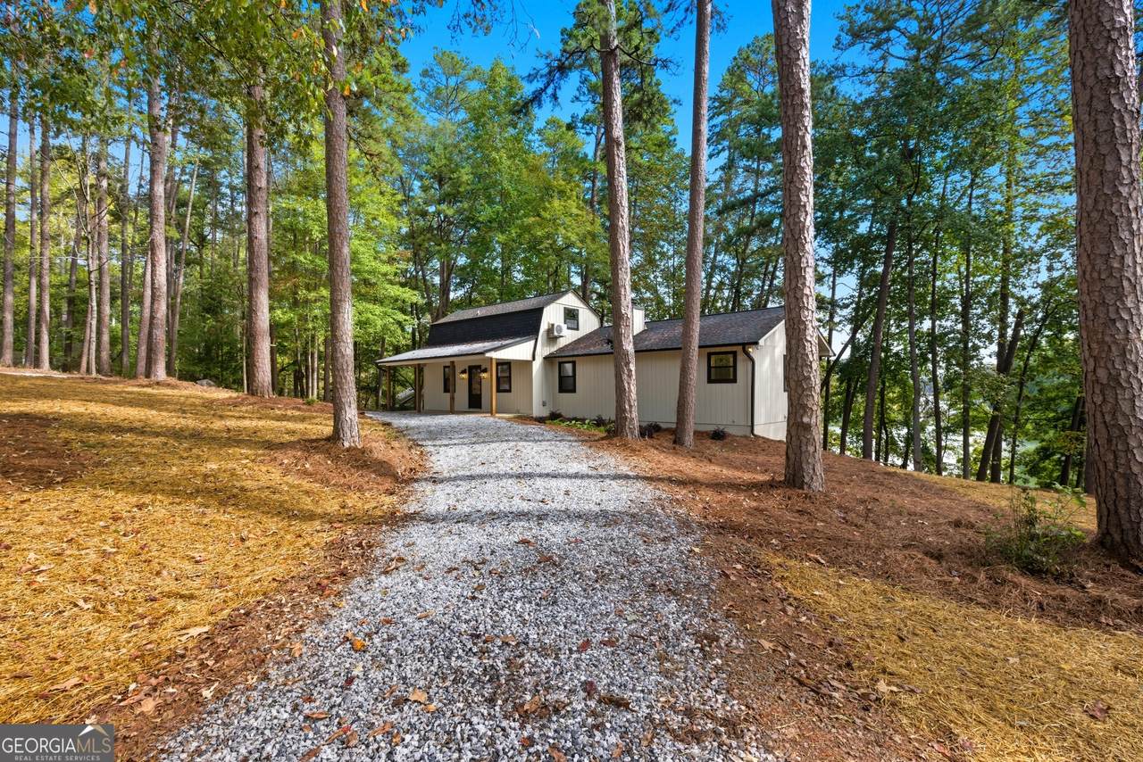 245 Currahee Place - Photo 1