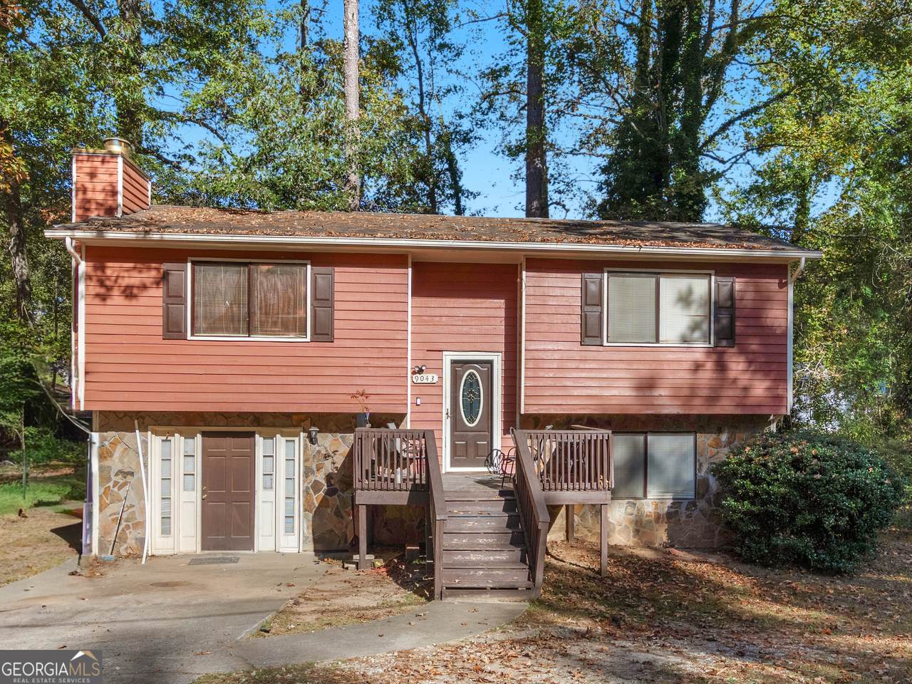 9043 Raven Drive - Photo 1