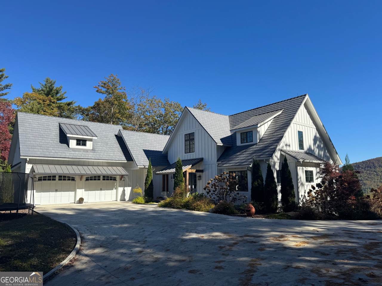 460 Anderson Drive - Photo 1