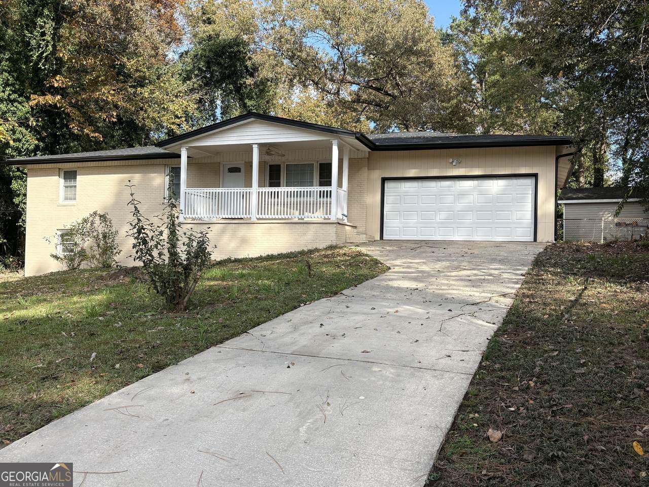 111 Hawthorne Road - Photo 1