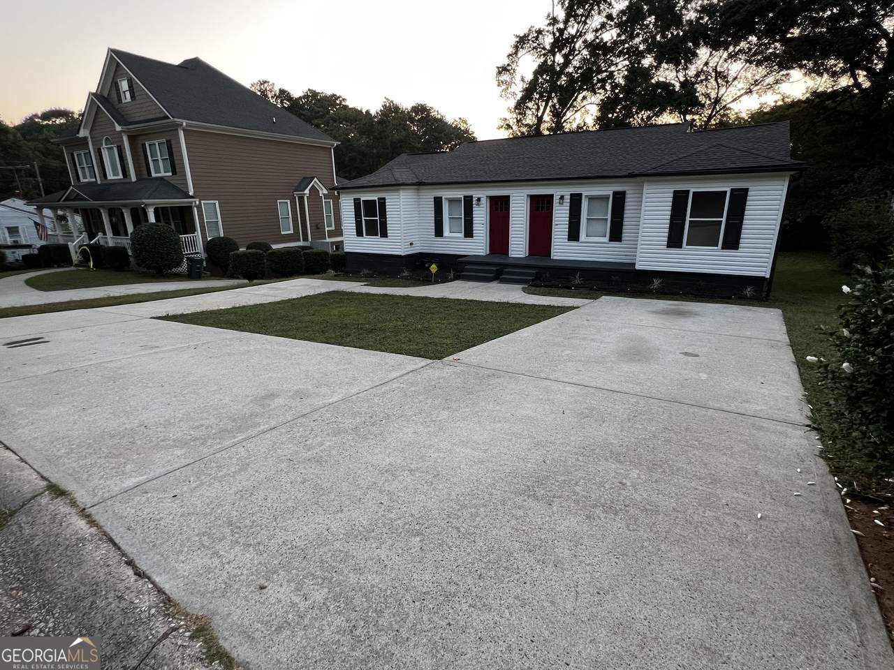 229 Victory Drive - Photo 1