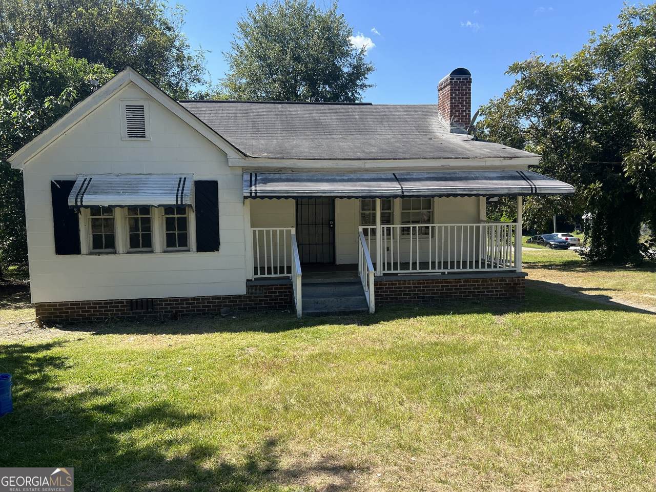 3811 Lyons Street - Photo 1