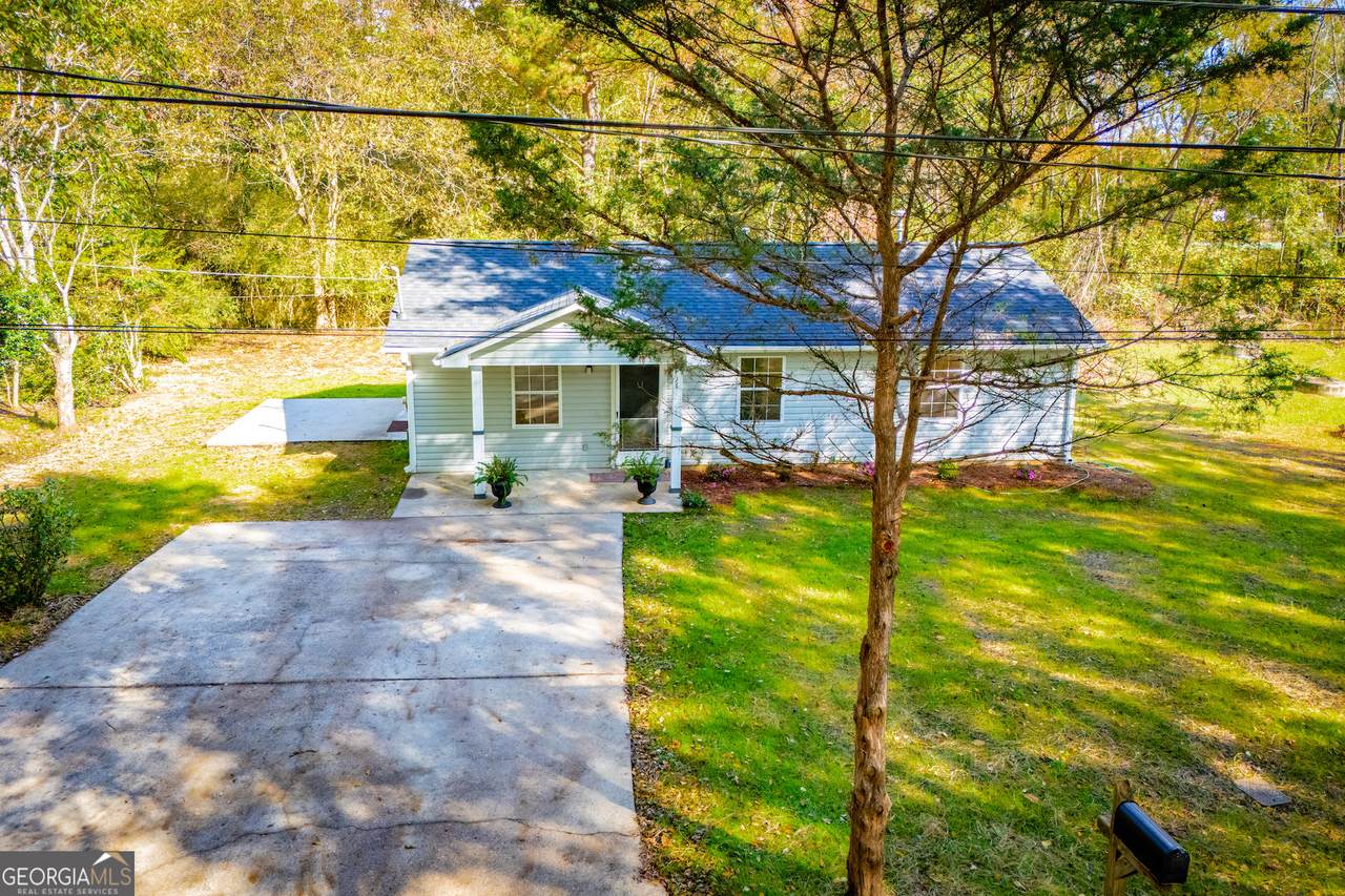 406 Harmon Avenue - Photo 1