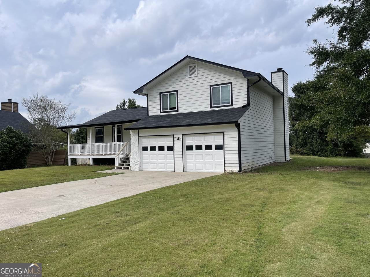 235 Deerfield Drive - Photo 1