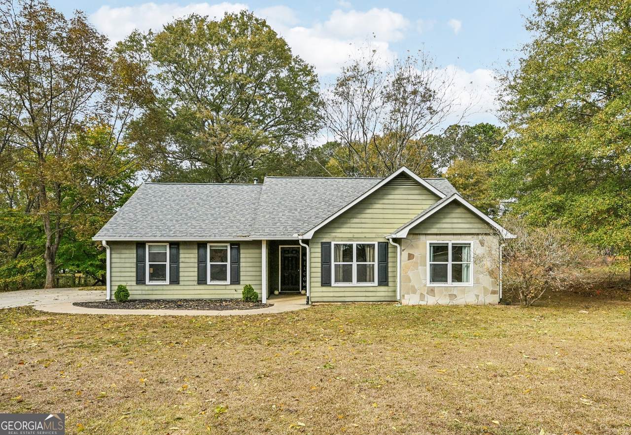 296 Mcintosh Trail - Photo 1