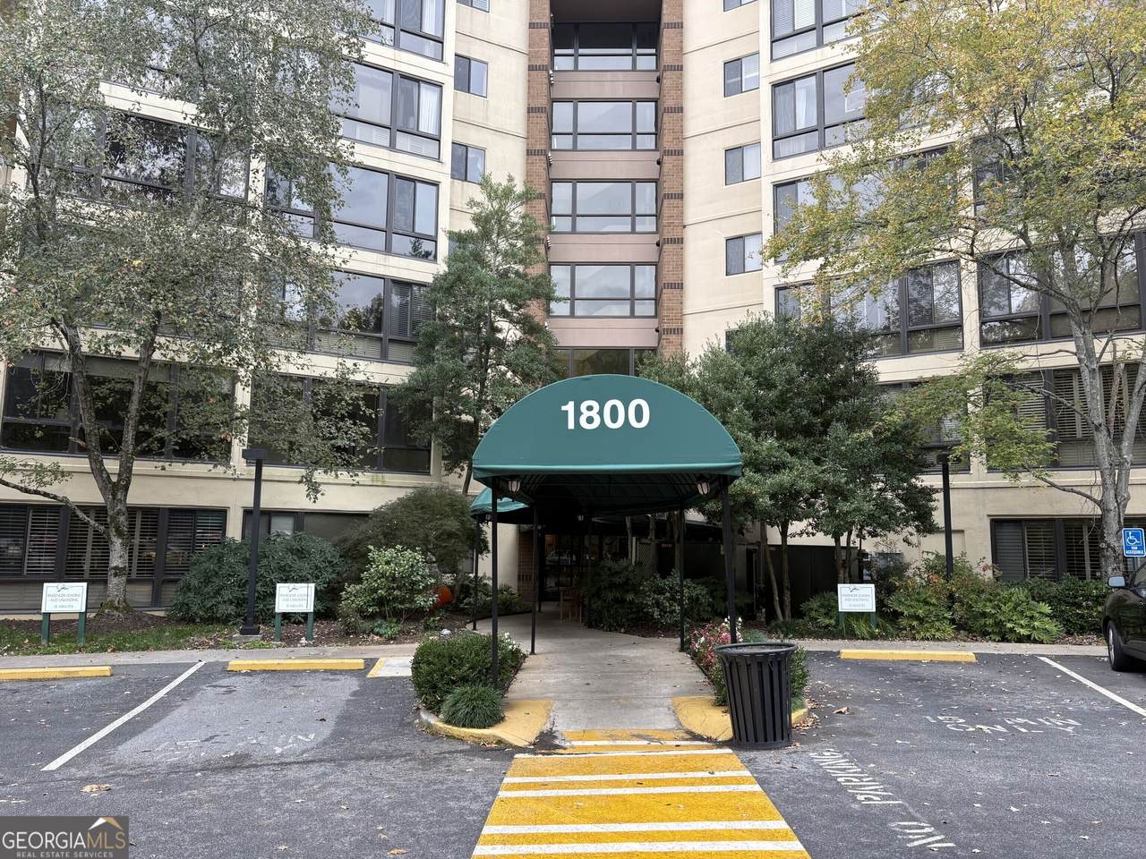 1800 Clairmont Lake - Photo 1