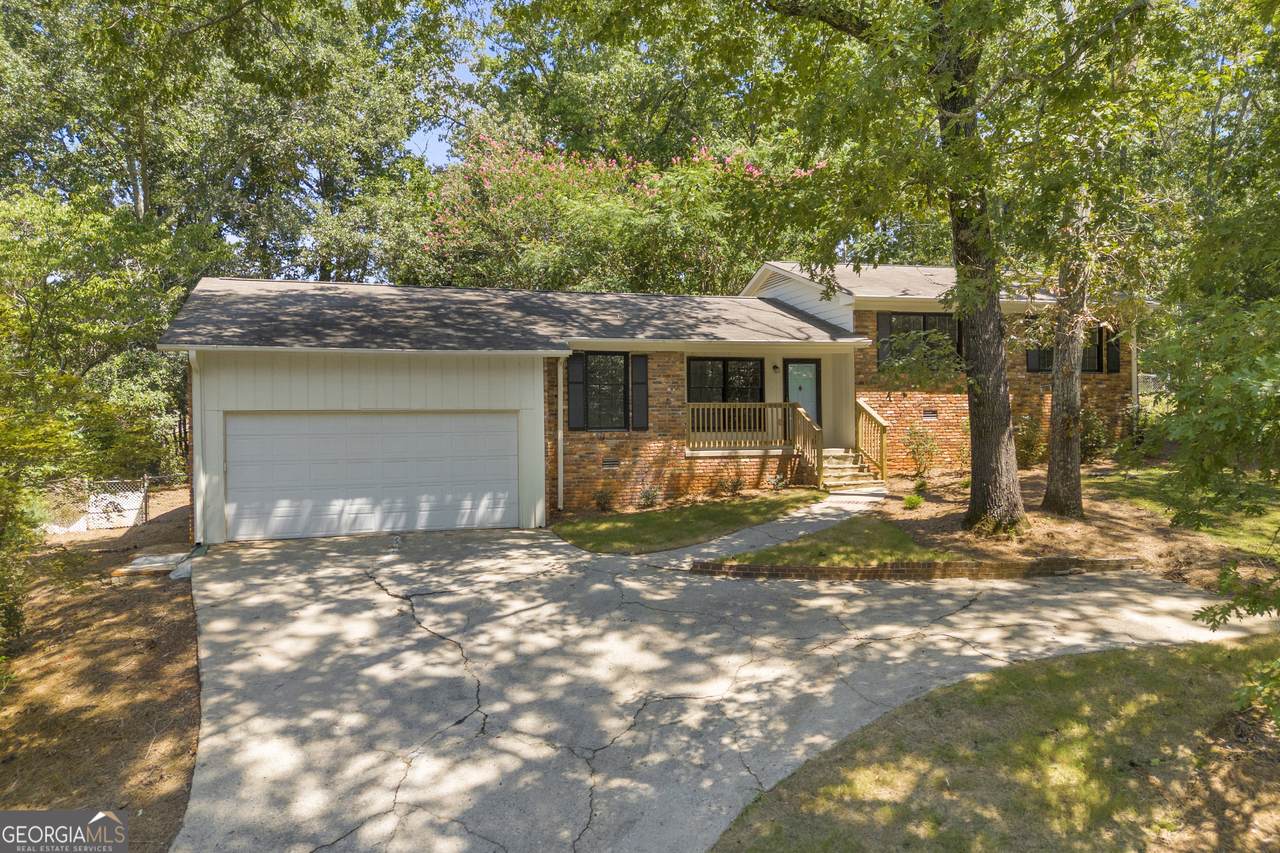 335 Caldwell Circle - Photo 1