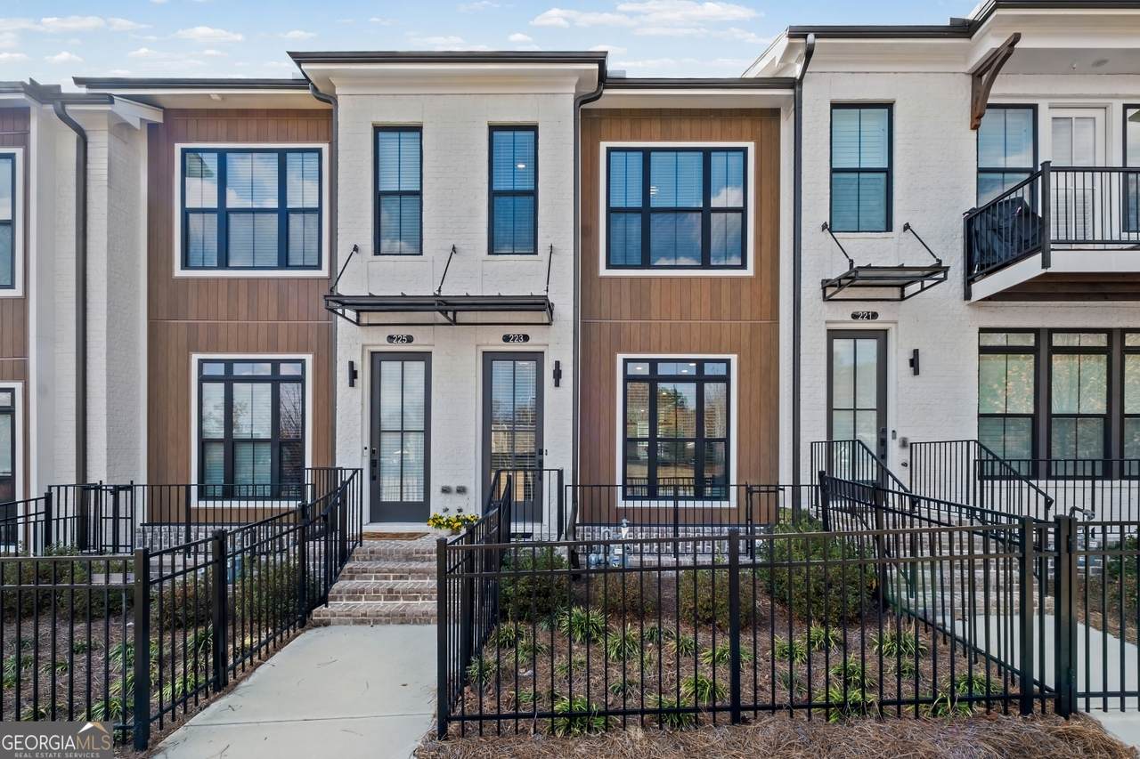 223 Downing Drive - Photo 1